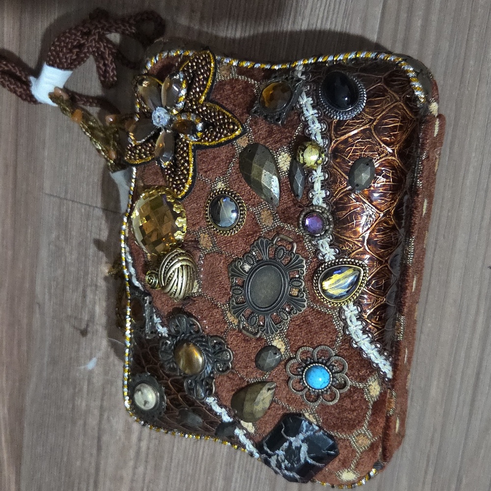 Embellished Brown Handbag - Picture 3 of 3